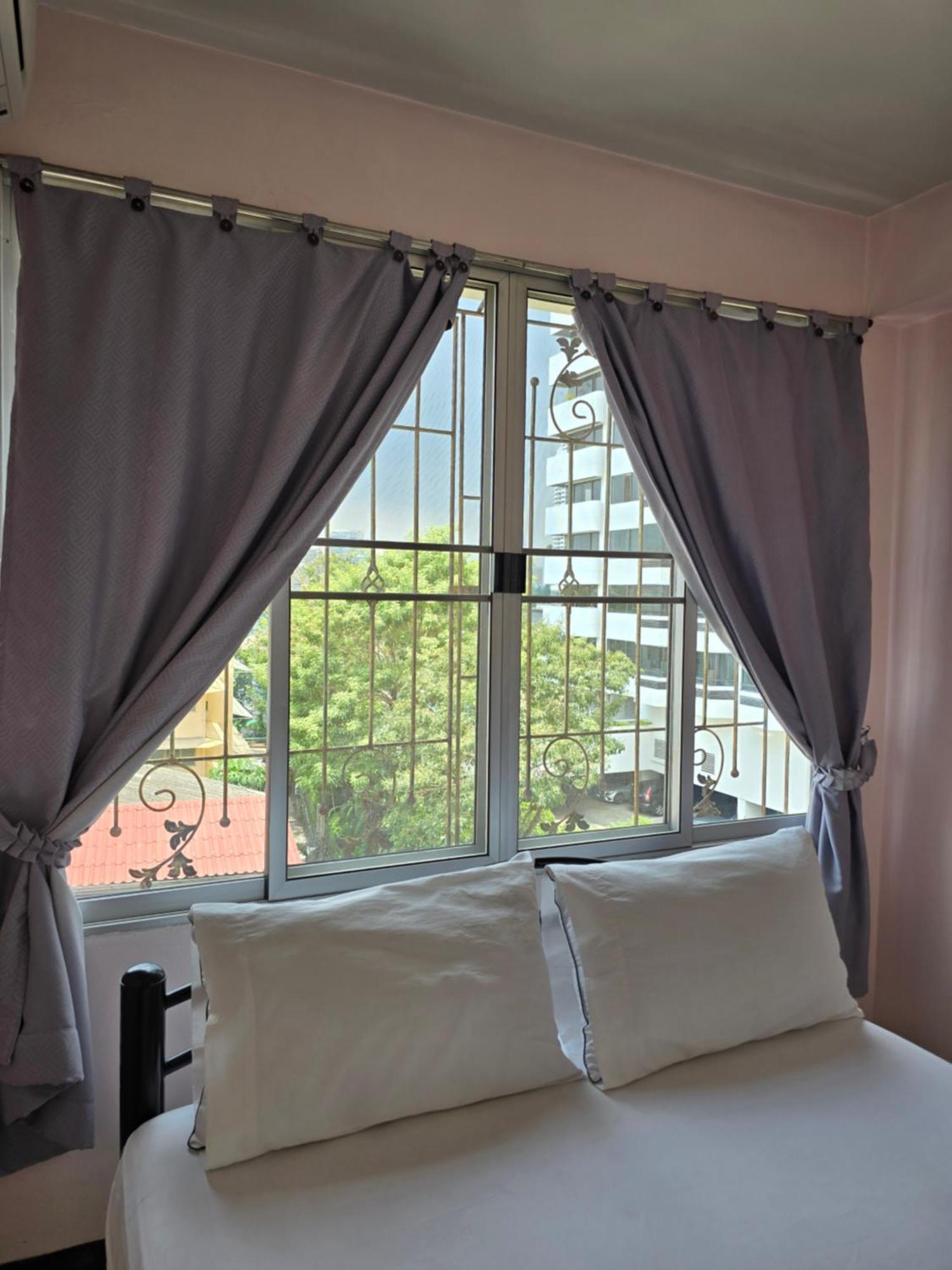 Bella Bella Riverview Bangkok Esterno foto